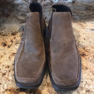 Men’s Adelchi size 11 brown suede shoes
